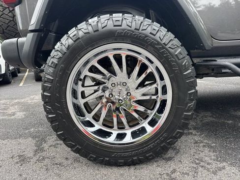 Used 2021 Jeep Wrangler Unlimited Rubicon AWD/4WD image 20