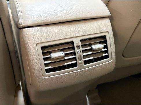 Used 2008 Toyota Camry 4dr Sdn (Natl) image 27