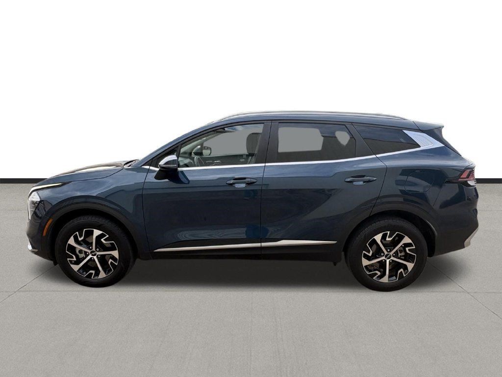 Used 2023 Kia Sportage EX AWD/4WD image 8