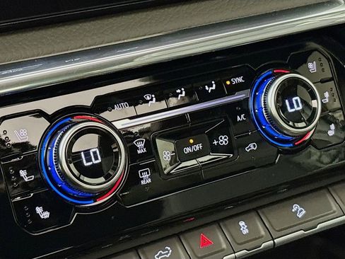 New 2026 GMC Sierra 1500 Denali w/ Denali Reserve Package image 16