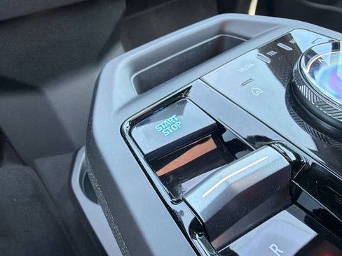 New 2026 BMW iX xDrive45 w/ M Sport Package image 26