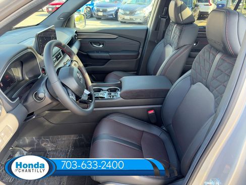 New 2026 Honda Pilot Black Edition image 25