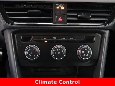 Used 2022 Volkswagen Taos S image 19