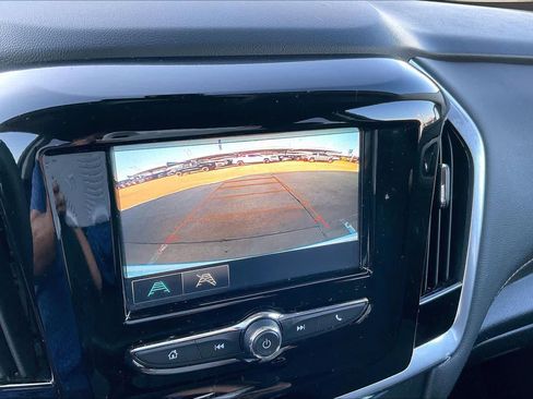 Used 2019 Chevrolet Traverse LS FWD image 25