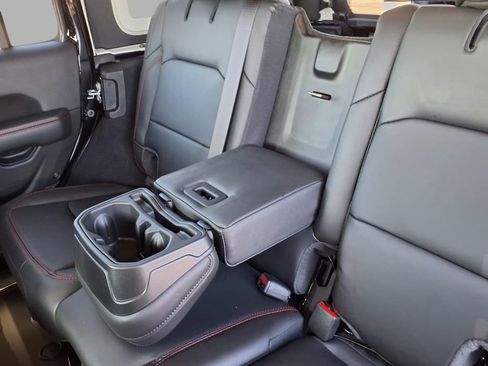 New 2026 Jeep Wrangler Unlimited Rubicon image 23