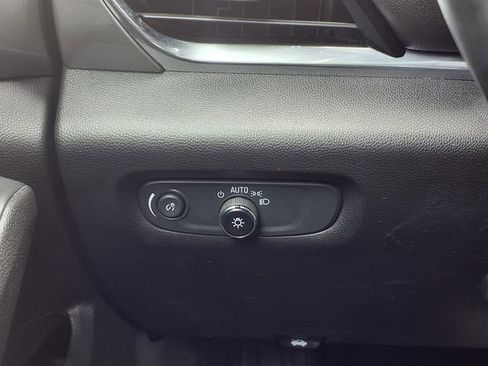 Used 2023 Chevrolet Traverse LT w/ LPO, Floor Liner Package image 21