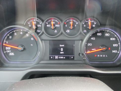 Used 2023 GMC Sierra 1500 Pro w/ Graphite Edition AWD/4WD image 19