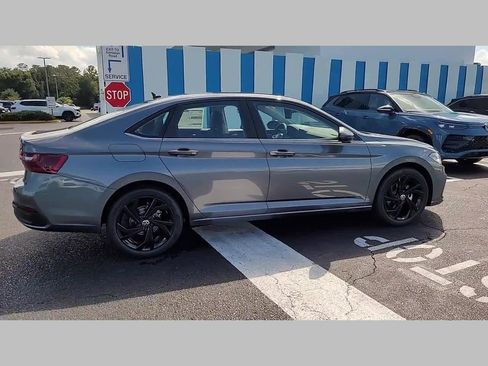 New 2026 Volkswagen Jetta SE image 24