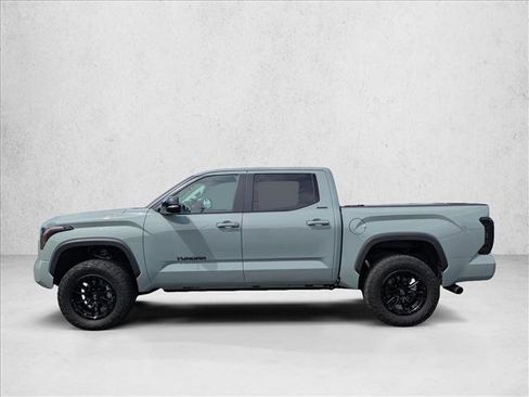 Used 2024 Toyota Tundra Limited image 9