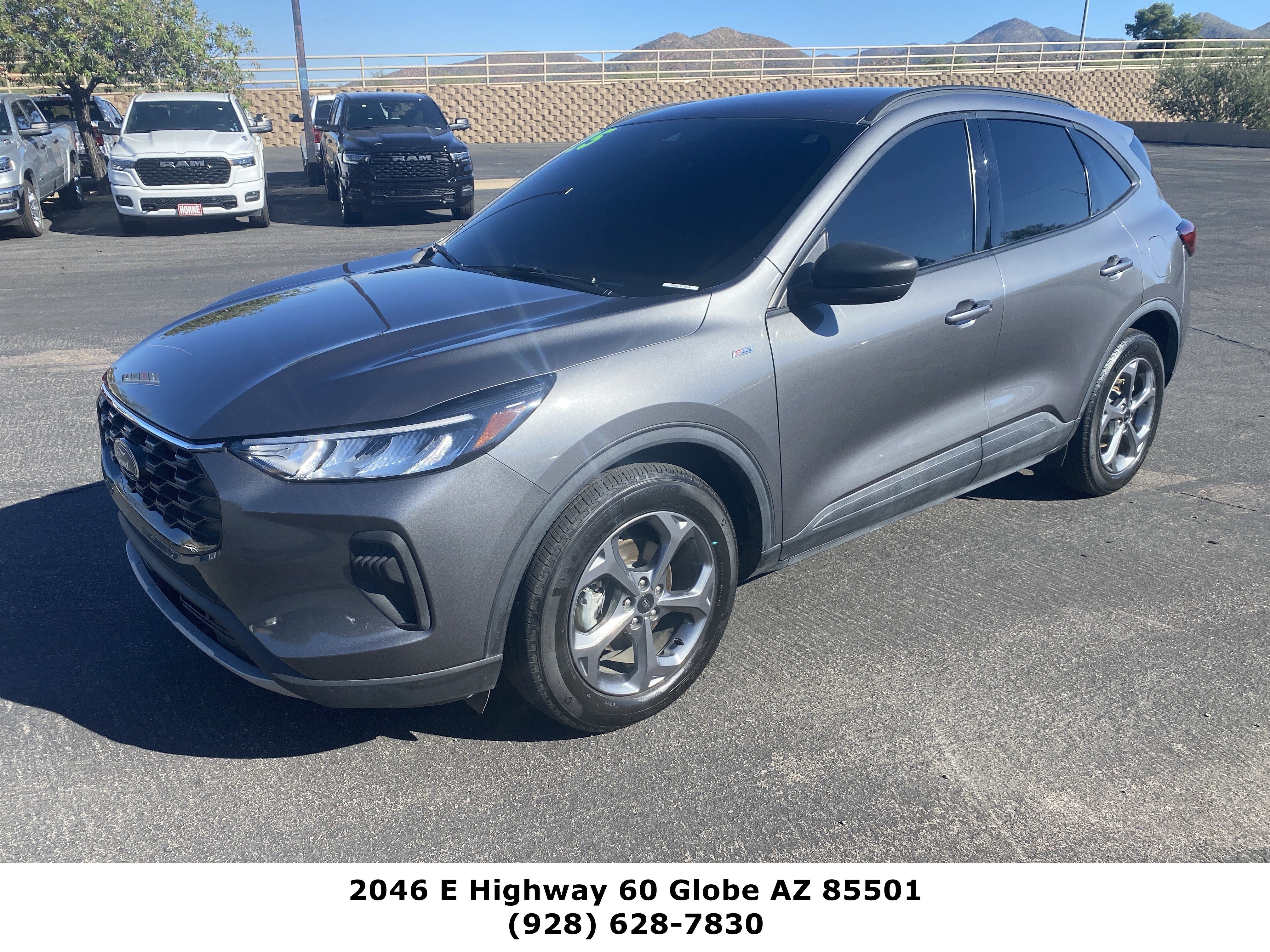 Used 2025 Ford Escape ST-Line w/ Equipment Group 301A FWD image 1