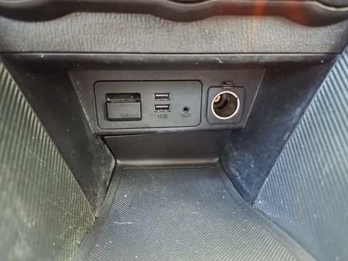 Used 2018 Toyota Yaris iA FWD image 34