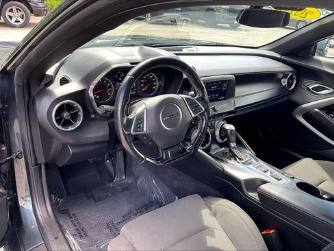 Used 2020 Chevrolet Camaro LT RWD image 8