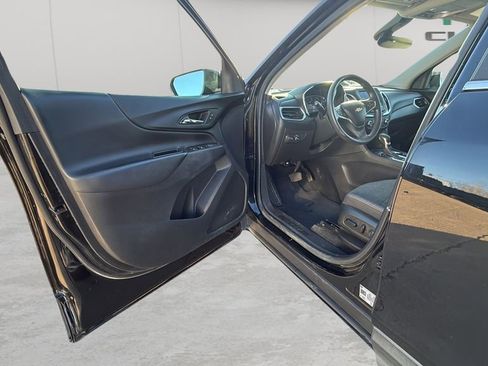 Used 2023 Chevrolet Equinox LT image 47