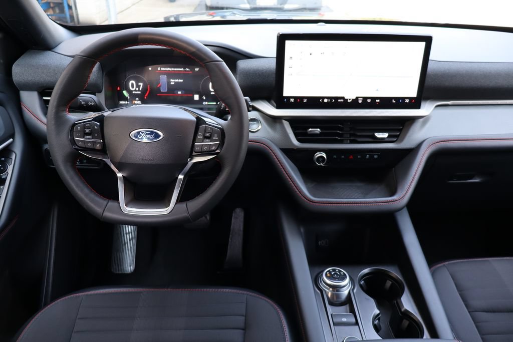 Used 2026 Ford Explorer ST-Line AWD/4WD image 5