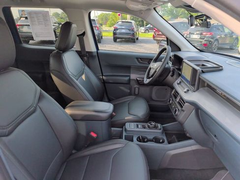 Certified 2024 Ford Maverick Lariat w/ Black Appearance Package FWD image 16