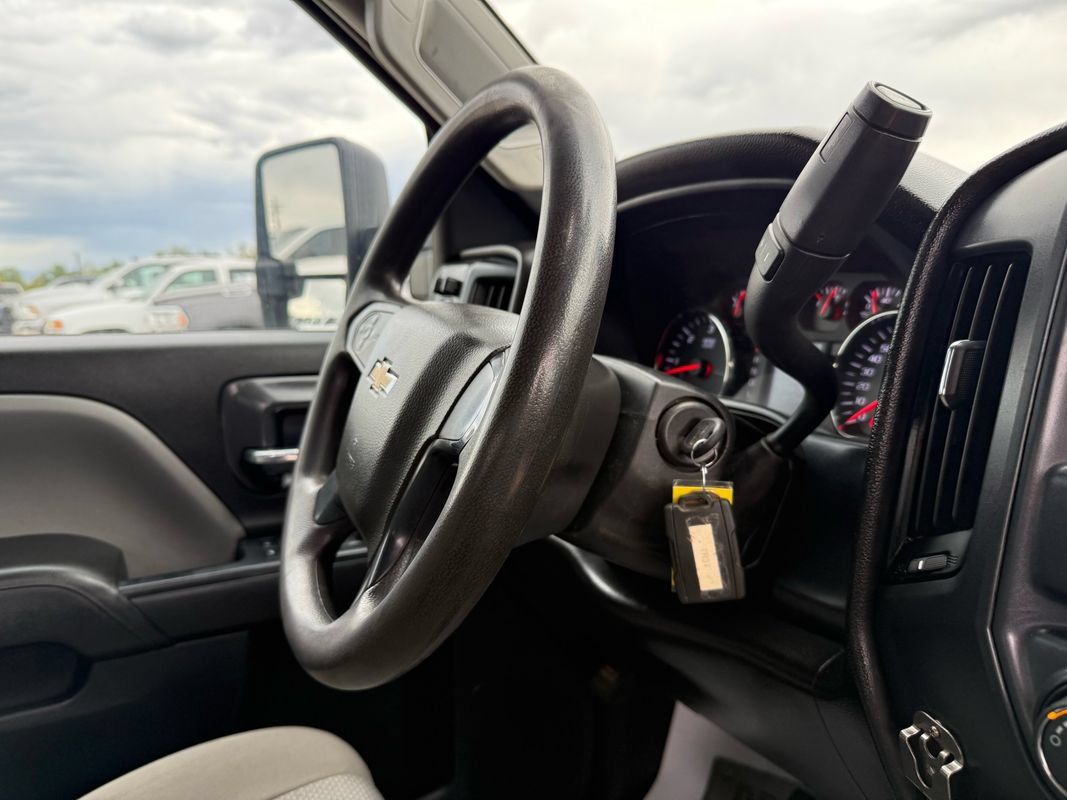 Used 2019 Chevrolet Silverado 2500 W/T w/ WT Convenience Package AWD/4WD image 14