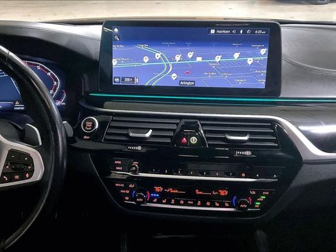 Used 2021 BMW M550i xDrive M550i xDrive w/ Executive Package image 6