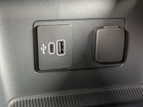 New 2026 Ford Explorer ST-Line w/ ST-Line Street Pack image 26