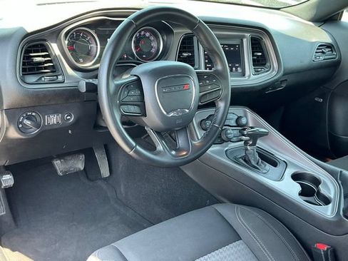 Used 2023 Dodge Challenger SXT RWD image 16