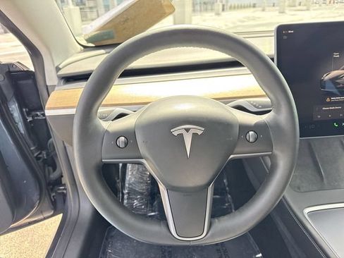 Used 2023 Tesla Model 3 Standard Range RWD image 14