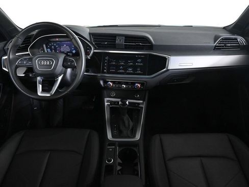 Used 2025 Audi Q3 2.0T Premium w/ Convenience Package image 9