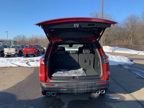 New 2026 GMC Acadia AT4 w/ Luxury Package AWD/4WD image 25
