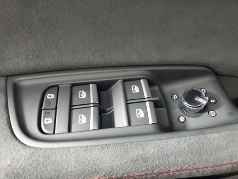 New 2027 Audi RS Q8 performance AWD/4WD image 19