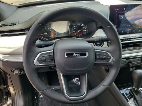 Used 2024 Jeep Compass Limited AWD/4WD image 23