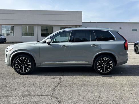 Certified 2025 Volvo XC90 B6 Plus image 6