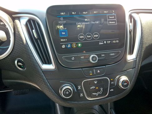 Used 2024 Chevrolet Malibu RS FWD image 14
