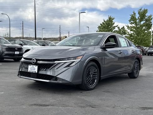 New 2026 Nissan Sentra SV w/ SV Convenience Package FWD image 4