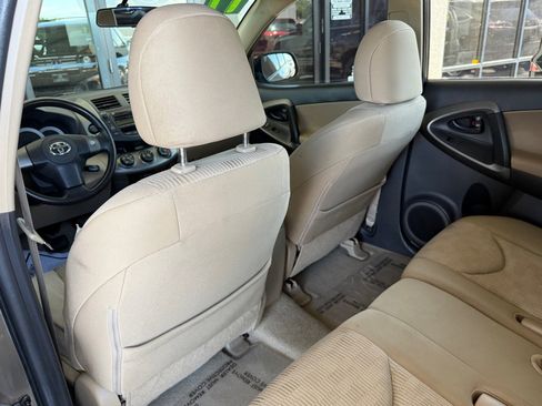 Used 2011 Toyota RAV4 2WD w/ Base L4 Extra Value Pkg image 18