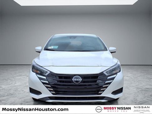 New 2025 Nissan Versa SV w/ Trunk Package image 5