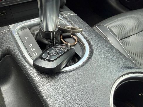 Used 2019 Ford Mustang GT Premium w/ GT Performance Package RWD image 28