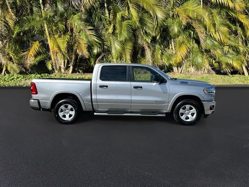 Used 2025 RAM 1500 Big Horn AWD/4WD image 4