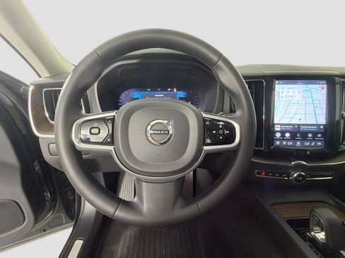 Certified 2023 Volvo XC60 B5 Plus w/ Climate Package AWD/4WD image 12