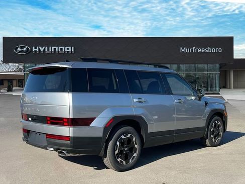 Used 2025 Hyundai Santa Fe SEL FWD image 6