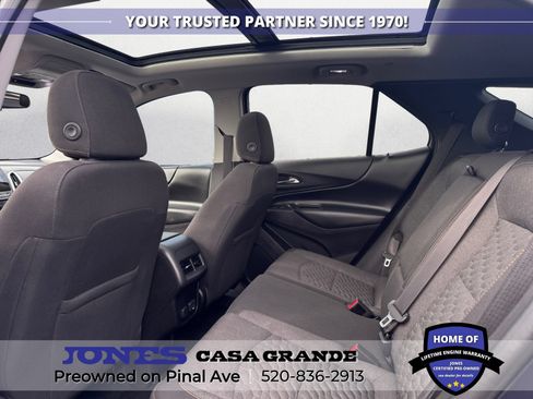 Used 2018 Chevrolet Equinox LT w/ Sun & Infotainment Package FWD image 13