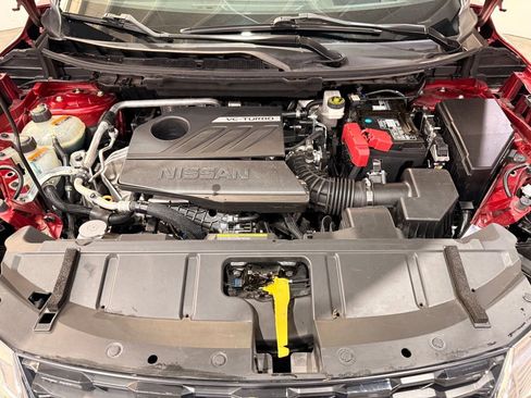 Used 2022 Nissan Rogue Platinum w/ Head-Up Display Package image 6