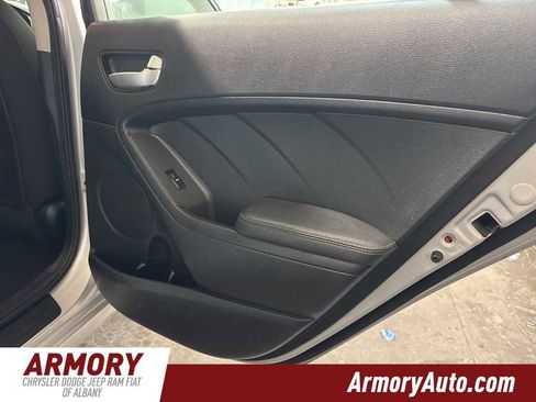 Used 2018 Kia Forte LX w/ LX Rear Camera Package image 25