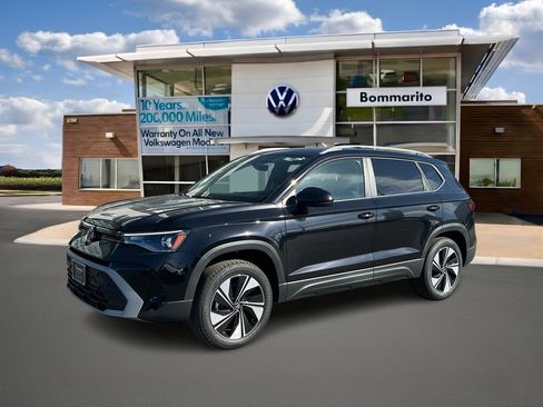 New 2025 Volkswagen Taos SE image 1
