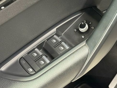 Used 2018 Audi Q5 2.0T Premium Plus w/ Premium Plus Package image 17