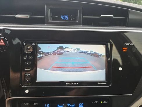 Used 2016 Scion iM FWD image 25