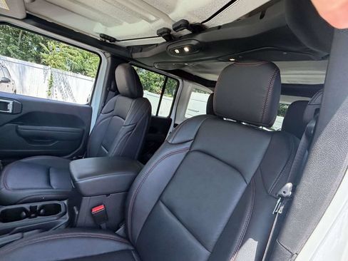 Used 2025 Jeep Wrangler Unlimited Sport AWD/4WD image 20