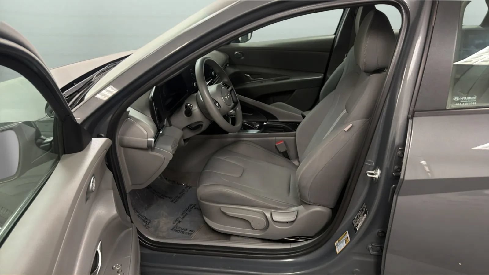 Used 2024 Hyundai Elantra SE FWD image 20