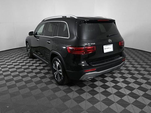 Certified 2025 Mercedes-Benz GLB 250 image 4