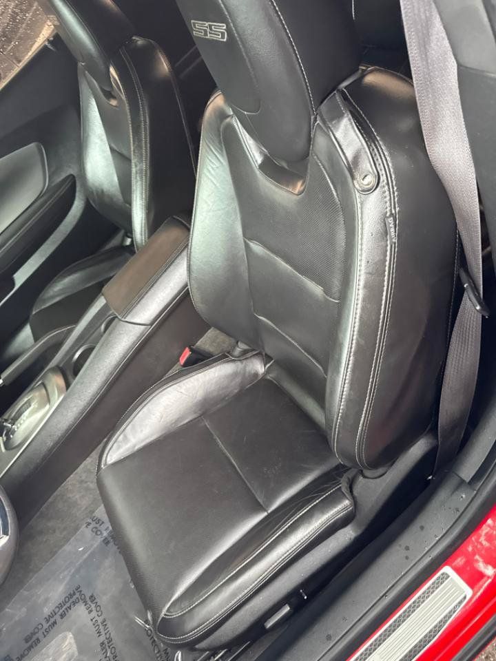 Used 2014 Chevrolet Camaro SS w/ RS Package RWD image 4