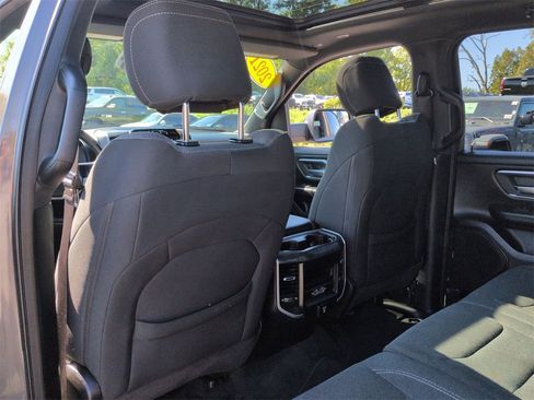 Used 2021 RAM 1500 Big Horn image 15