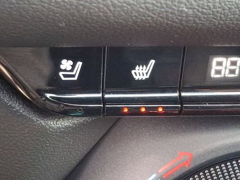 Certified 2024 Chevrolet Blazer RS w/ Driver Confidence II Package image 25