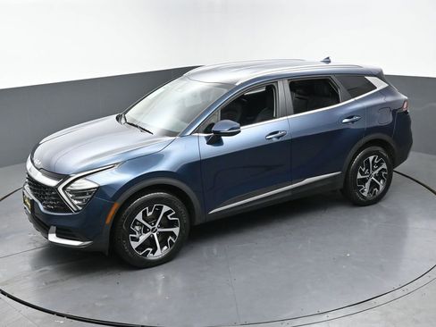 Used 2025 Kia Sportage EX image 43